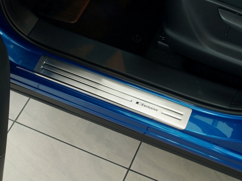 Listwy progowe na progi nakładki Peugeot 308 STAL